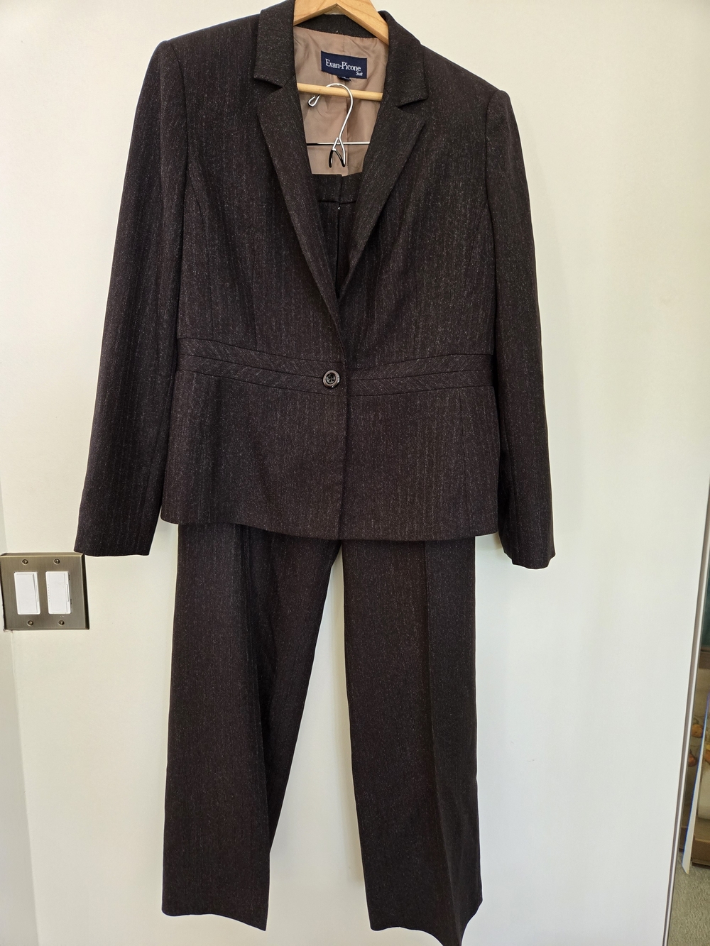 Evan Picone Brown Pinstripe Women's Blazer & Trouser Suit - Picture 2 of 9